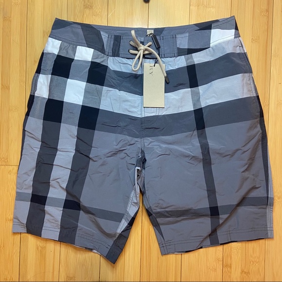 Burberry Other - Burberry men swim trunks nwt size large